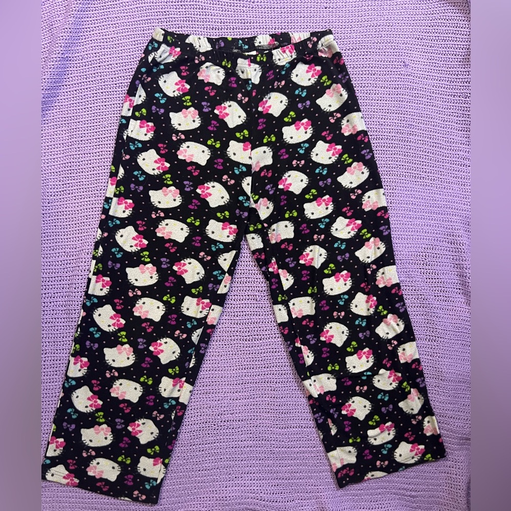 Vintage Sanrio Black and White Hello Kitty Pajamas Intimates & Sleepwear